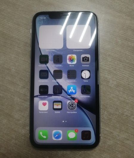 Выкуп айфонов в Москве. 
			Apple iPhone XR 64GB